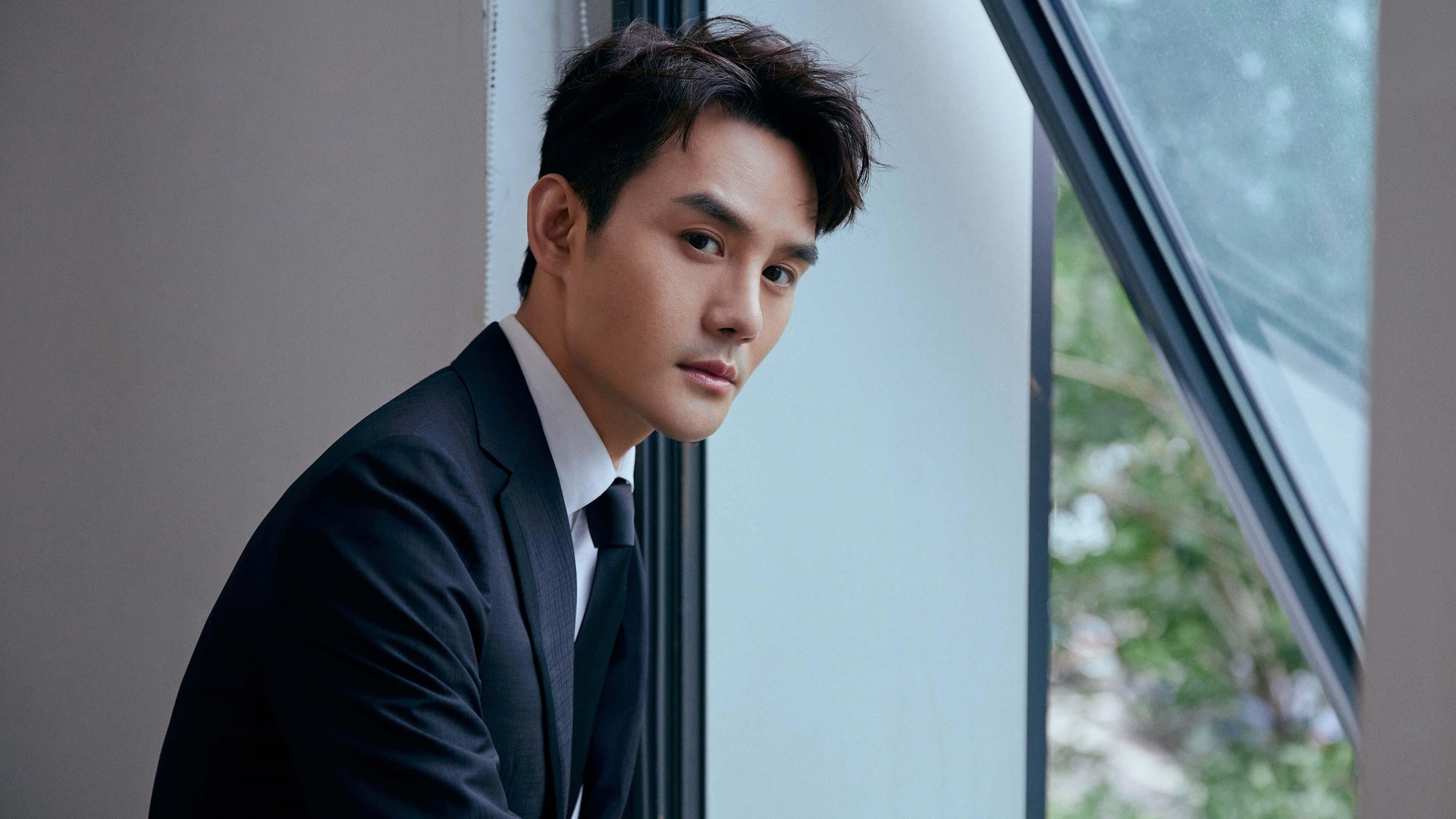 德国骑手弗洛尔·德·温内在2024年欧洲三项赛锦标赛中获得个人铜牌,表现出色。