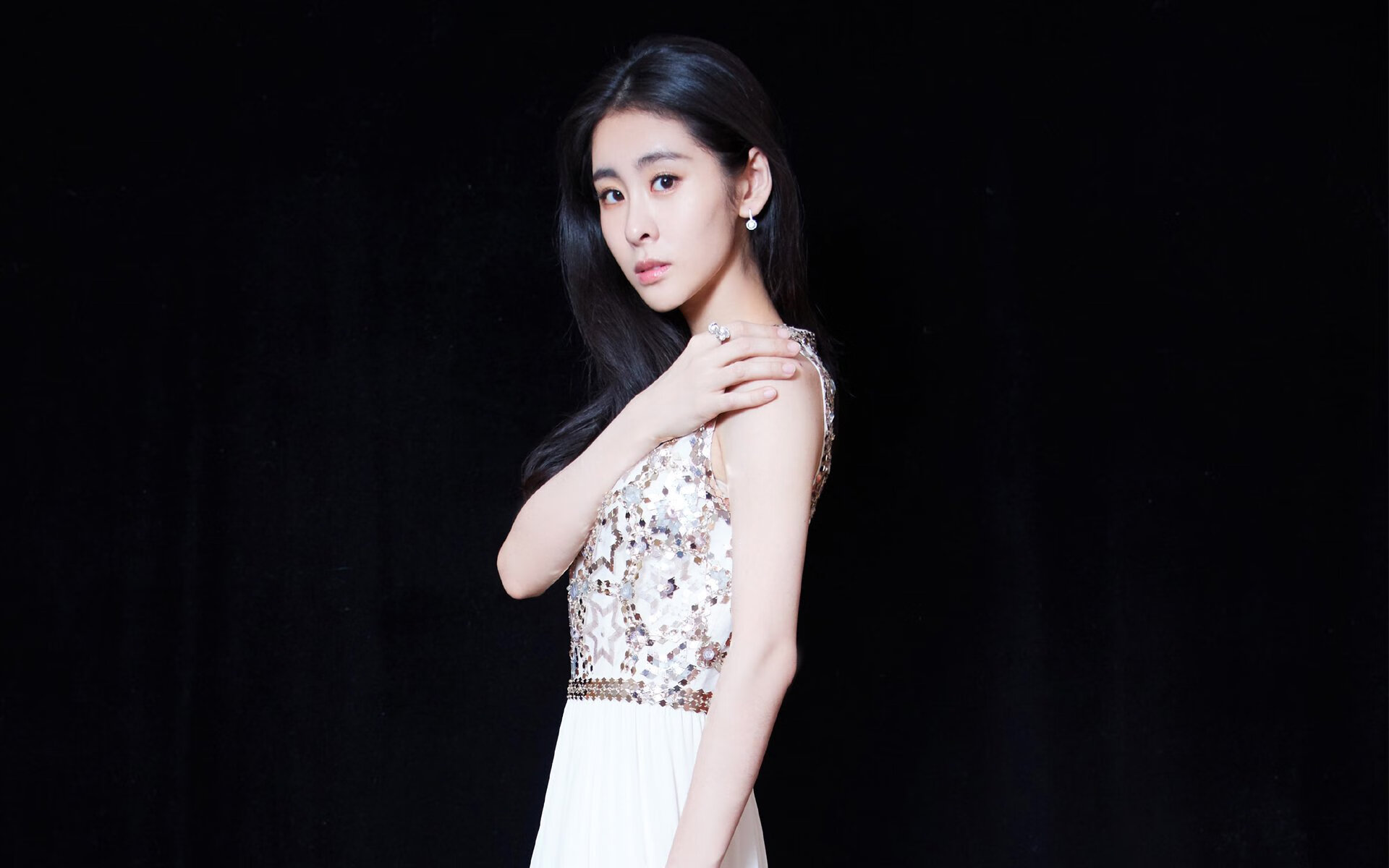 武汉瑜伽节吸引众多瑜伽爱好者参与,武汉瑜伽馆口碑排名